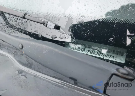 2018 Ram 1500 Express 4X4 6'4 Box from USA, damaged, VIN 1C6RR7FG8JS283741